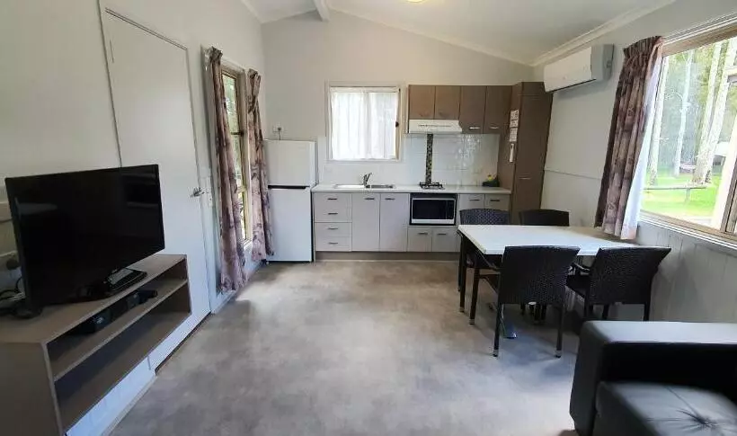 Motelli Sunset Caravan Park Woolgoolga