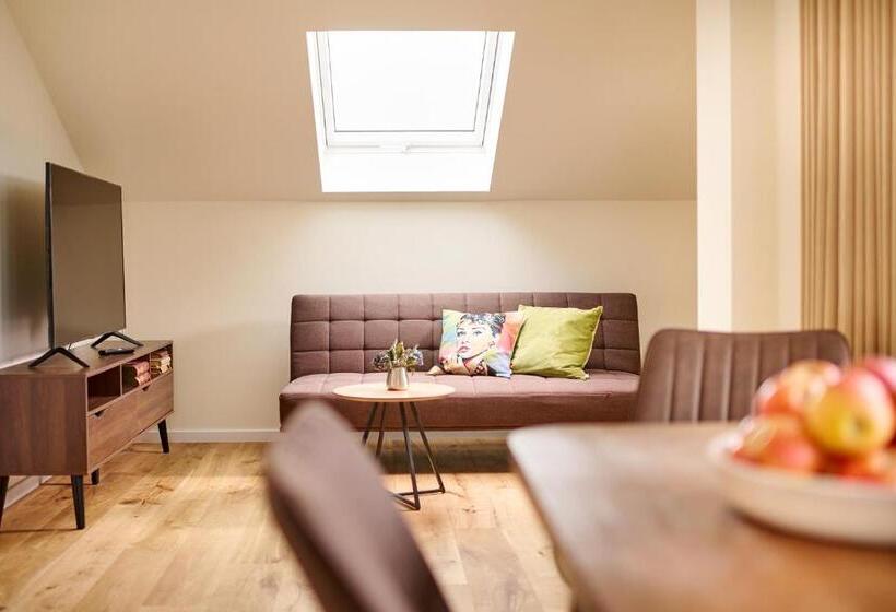 Пансион Bei Meyers   Zwenkauer See