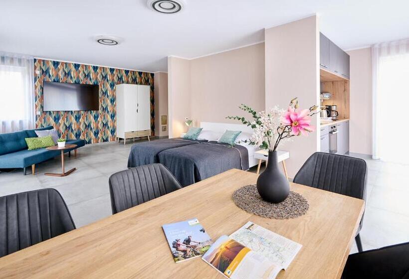 Пансион Bei Meyers   Zwenkauer See