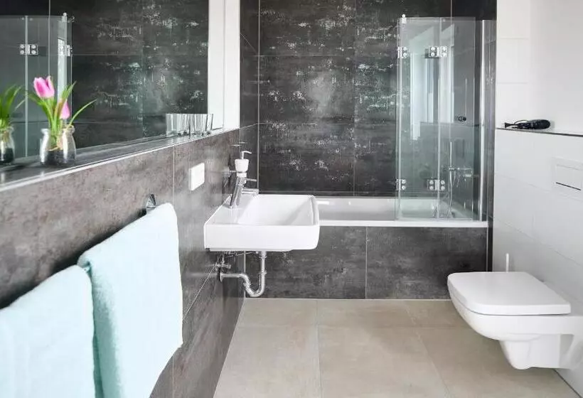 Majatalo Bei Meyers   Zwenkauer See