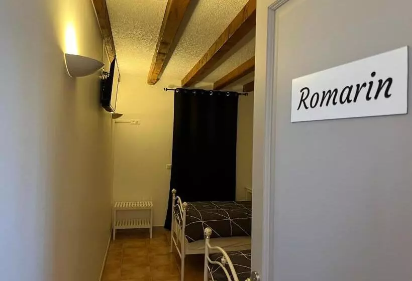 ペンション La Halte Gourmande