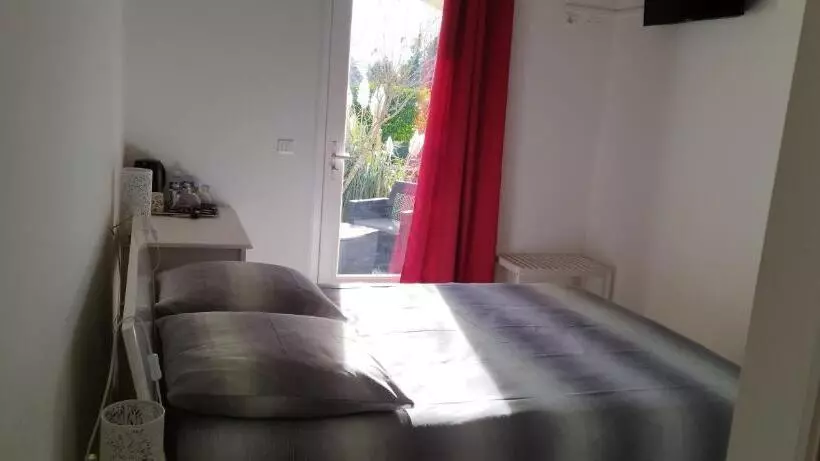 ペンション La Halte Gourmande