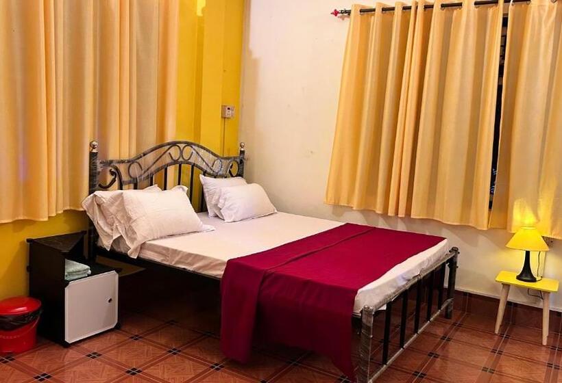 פנסיון Muffys Guest House