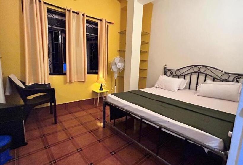 פנסיון Muffys Guest House