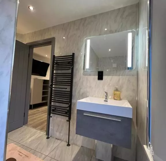 Majatalo Pembrokeshire Holiday Accommodation