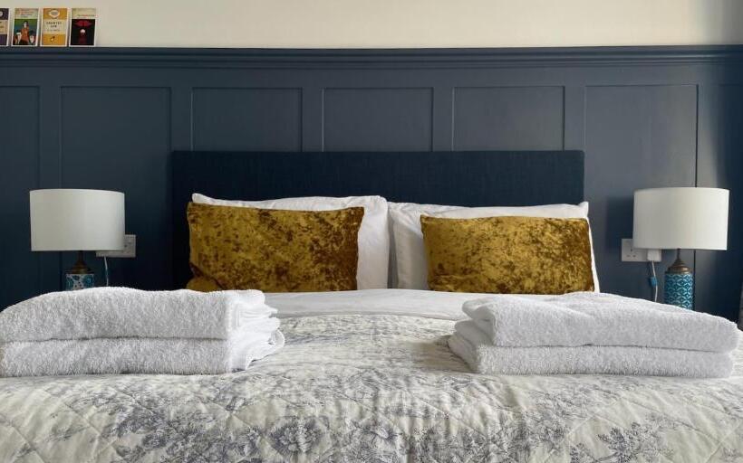 Пансион Portman Lodge