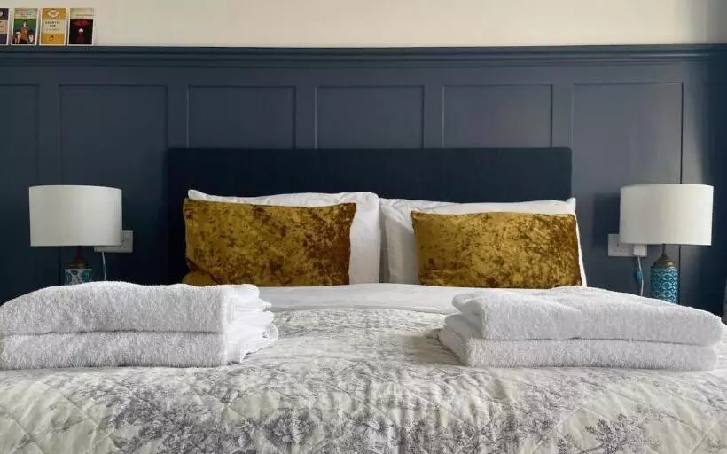 ペンション Portman Lodge