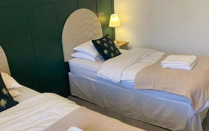 ペンション Portman Lodge