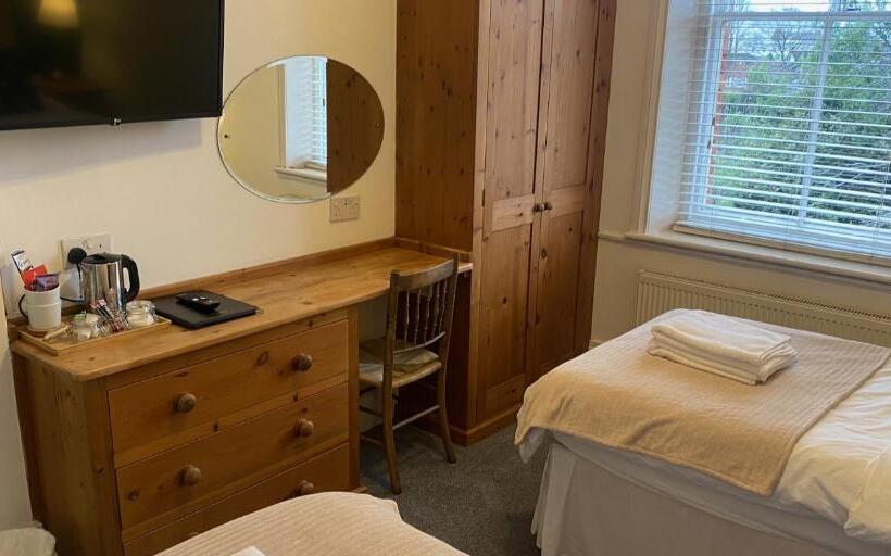 Пансион Portman Lodge