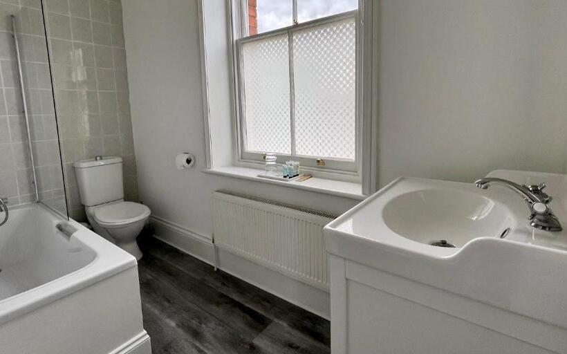 Пансион Portman Lodge