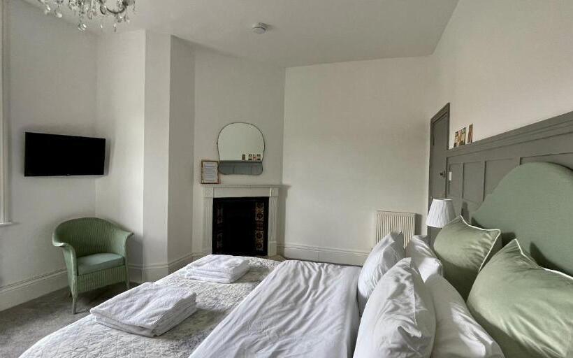 Пансион Portman Lodge