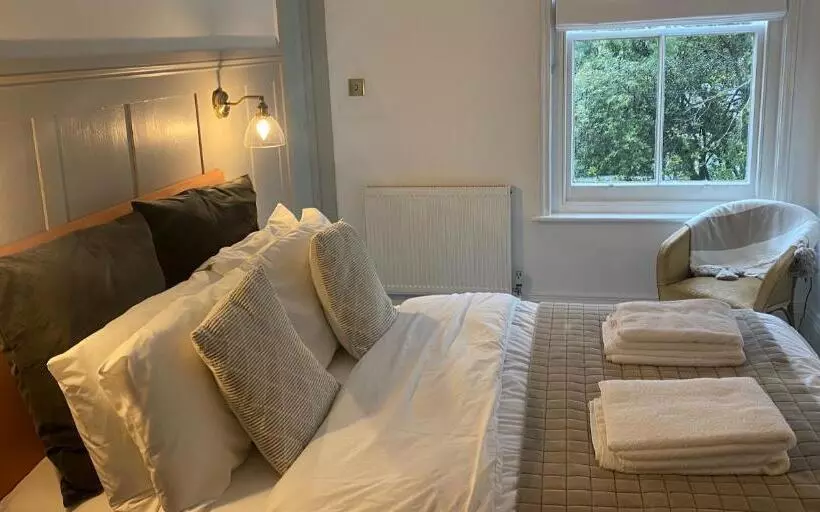 ペンション Portman Lodge