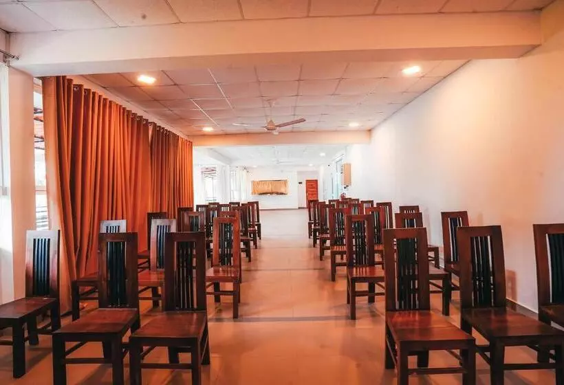پانسیون Sun Ray Rest House