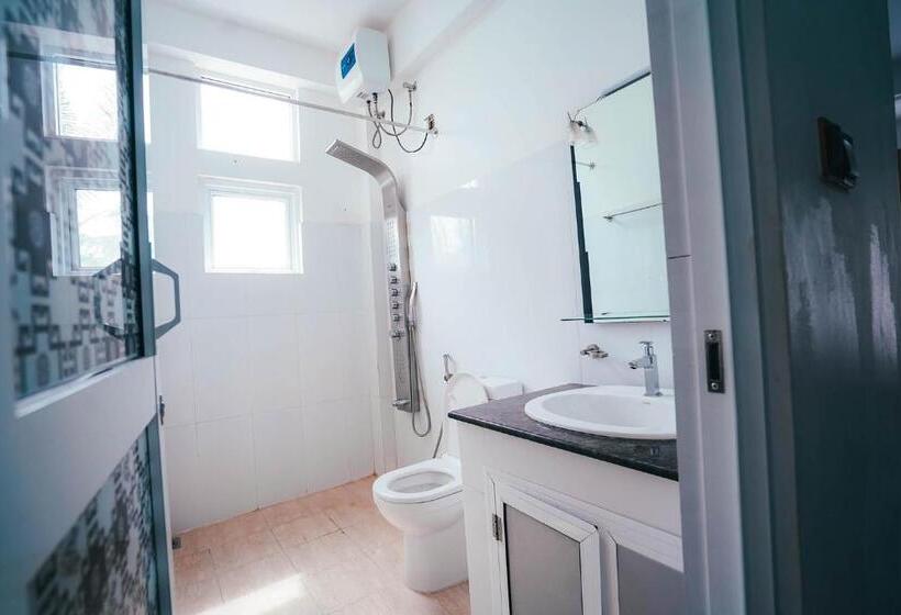 פנסיון Sun Ray Rest House