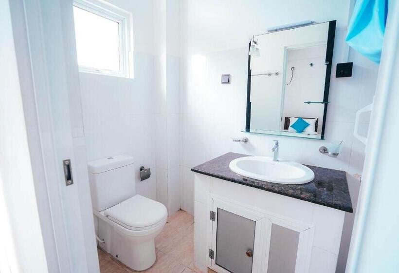 פנסיון Sun Ray Rest House