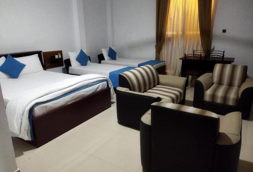 פנסיון Sun Ray Rest House