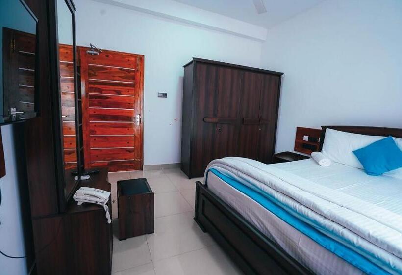 פנסיון Sun Ray Rest House