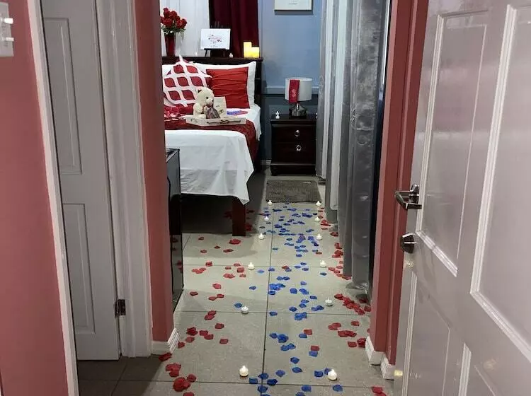 پانسیون The Colosseum