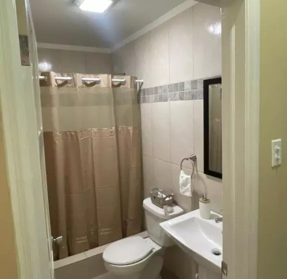 پانسیون The Colosseum