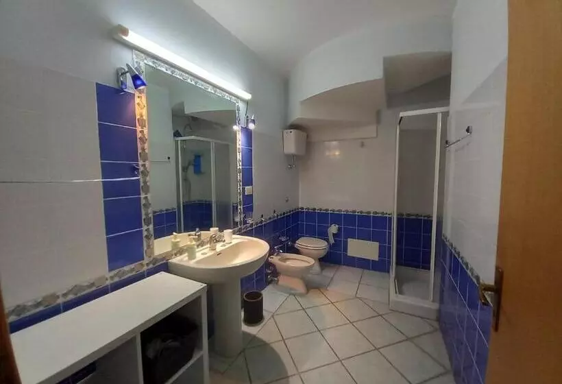 Aamiaismajoitus (B&B) Villa Acquamarina