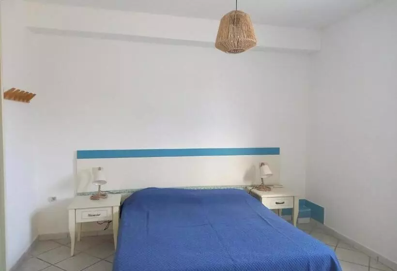 Aamiaismajoitus (B&B) Villa Acquamarina