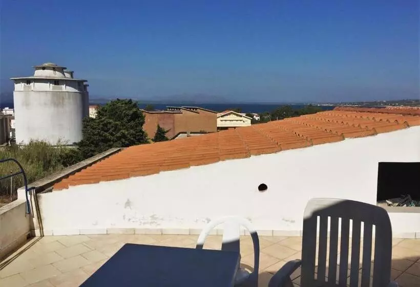 Aamiaismajoitus (B&B) Villa Acquamarina