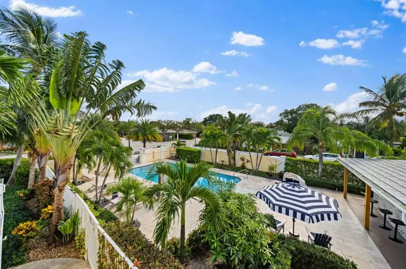 Capri Inn Villa