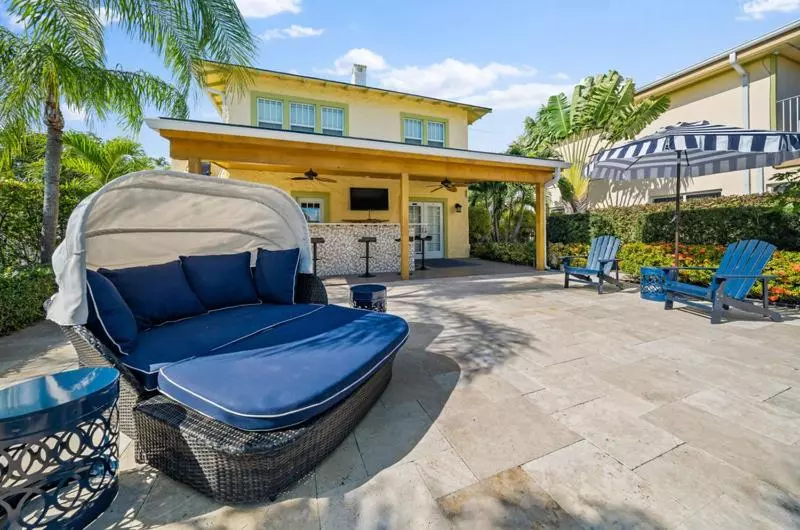 Capri Inn Villa