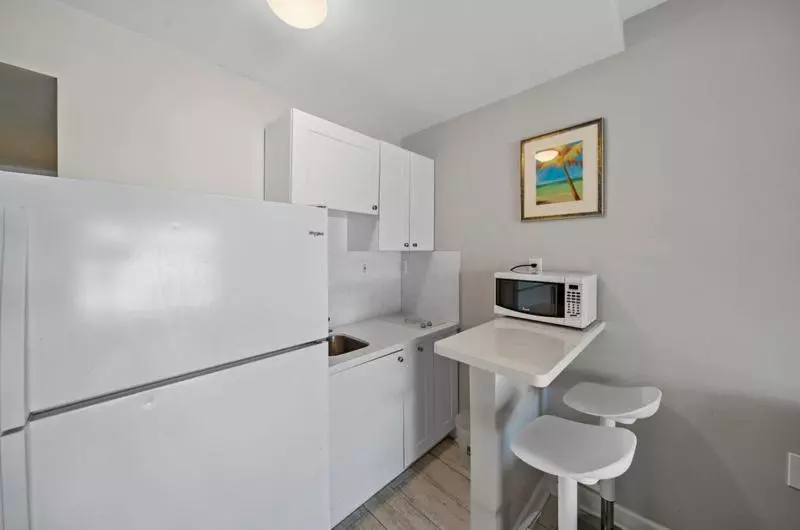 Capri Inn Villa
