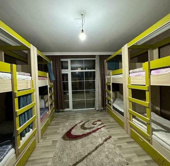 Chempion Hostel Baku