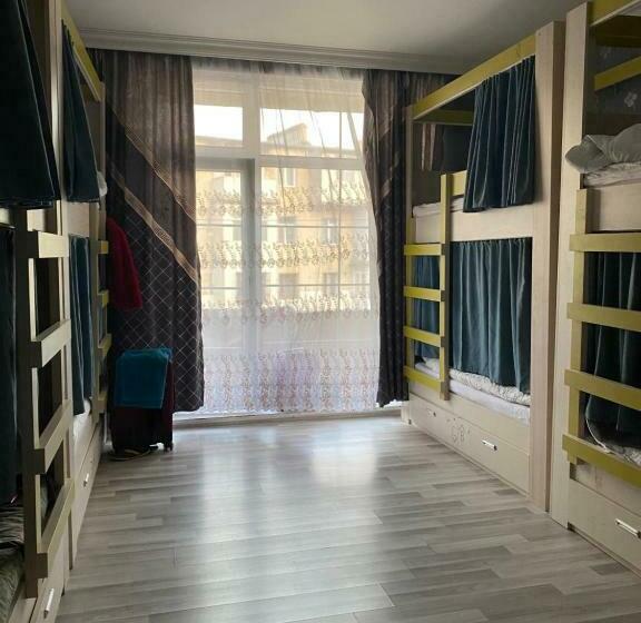 Chempion Hostel Baku