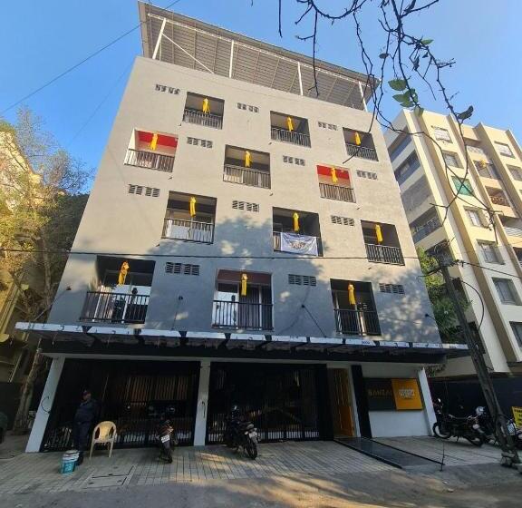 בית מלון כפרי Banzais