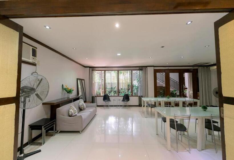 בית מלון כפרי Madonna Hometel And Suites