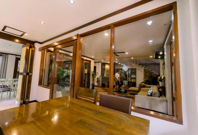 בית מלון כפרי Madonna Hometel And Suites