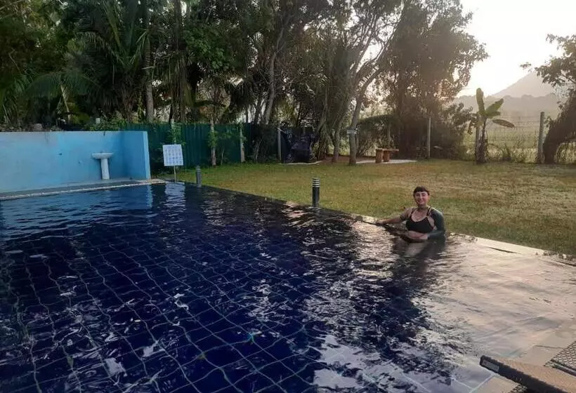 Hotelli Margosa Mountain Villa