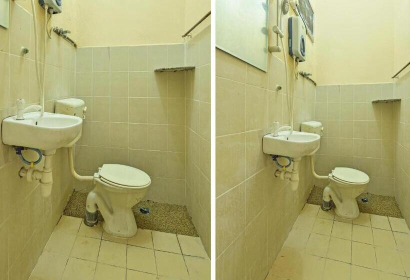 בית מלון כפרי Oyo 90706 Empire Inn 2