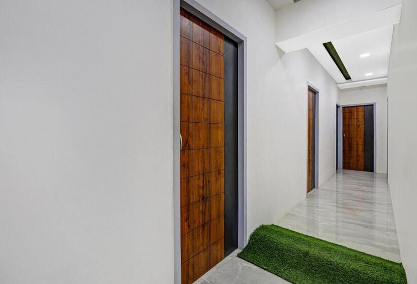 هتل Oyo Flagship 80611 On Off Room