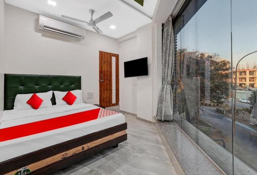 هتل Oyo Flagship 80611 On Off Room