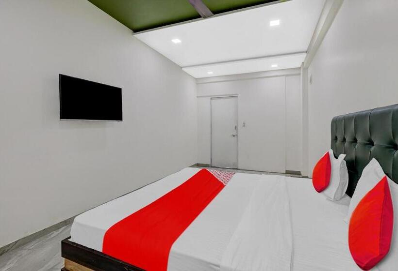 هتل Oyo Flagship 80611 On Off Room