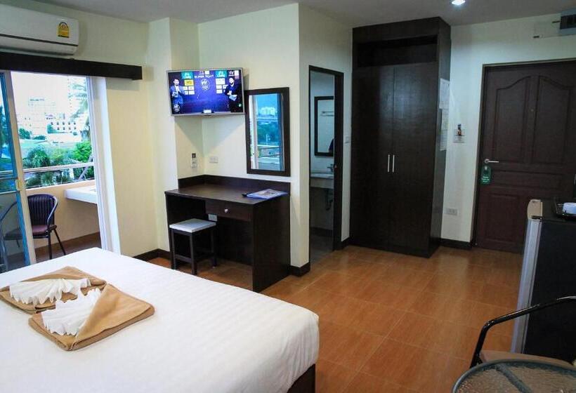 בית מלון כפרי Sky Villa Hua Hin Guesthouse   Adults Only