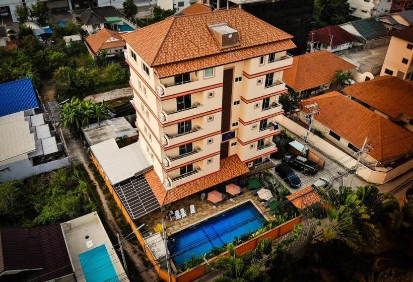 בית מלון כפרי Sky Villa Hua Hin Guesthouse   Adults Only