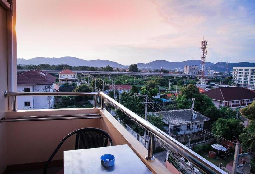 בית מלון כפרי Sky Villa Hua Hin Guesthouse   Adults Only