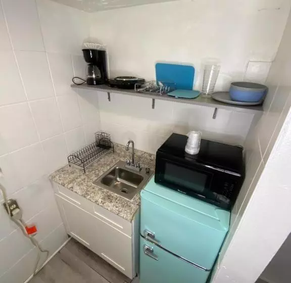 Motelli Uptown Inn & Suites