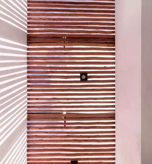 پانسیون Beach House Cocoon