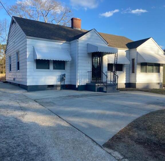 پانسیون Cozy Comfortable Private Bedrooms