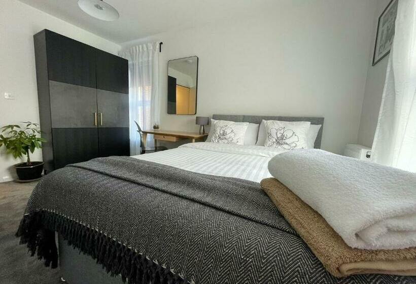 Majatalo Private Rooms Near Ipswich Centre/waterfront/hospital