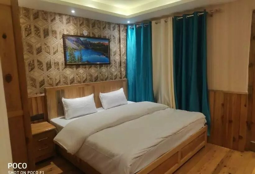 ペンション Royal Guest House