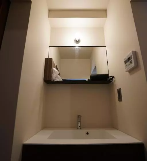 赭soho Yunotsu Old Village Inn & Bar