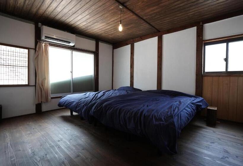 赭soho Yunotsu Old Village Inn & Bar