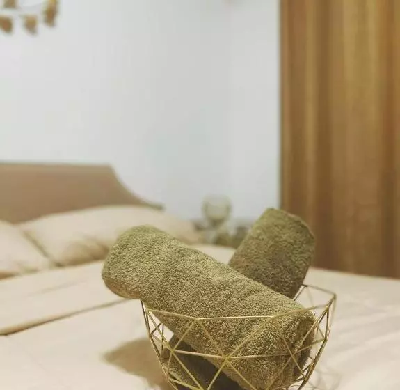 Unit 1537 Bahamas Tower Azure Urban Resort Residence Paranaque City